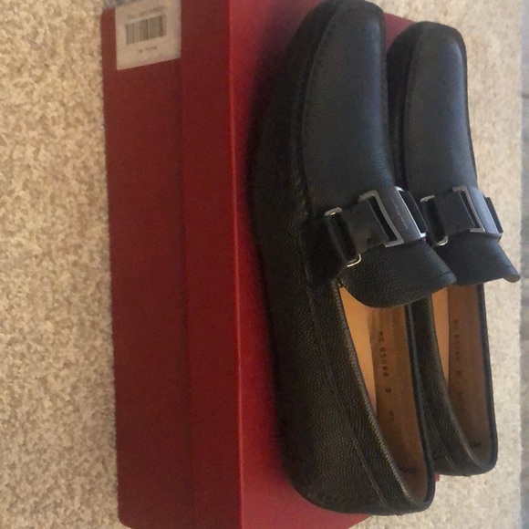 Salvatore Ferragamo size 8 1/2 Sardegna Loafers - Picture 3 of 4